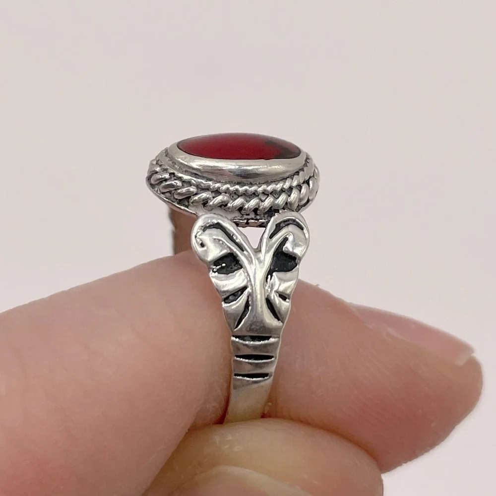 Vintage Sterling Silver Red Howlite Ring